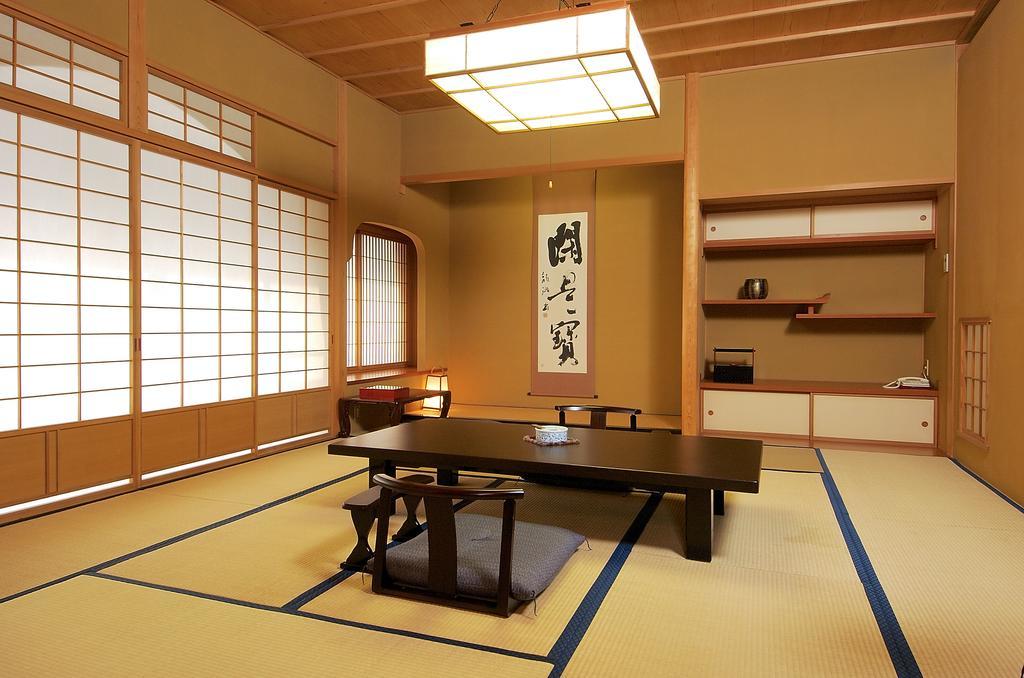 Senjukaku Hotel Yamanouchi  Værelse billede