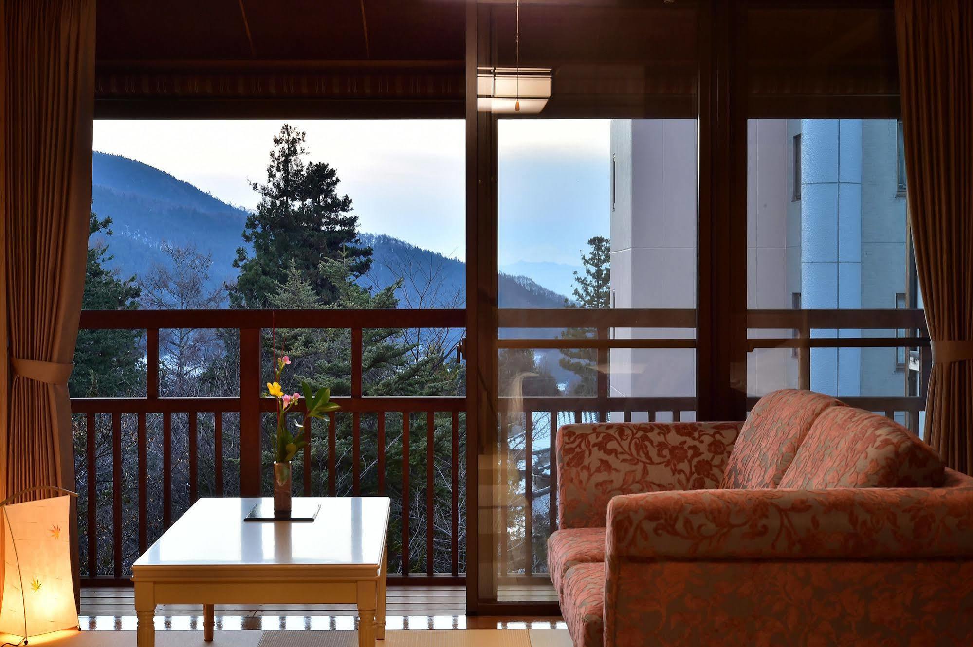 Senjukaku Hotel Yamanouchi  Eksteriør billede