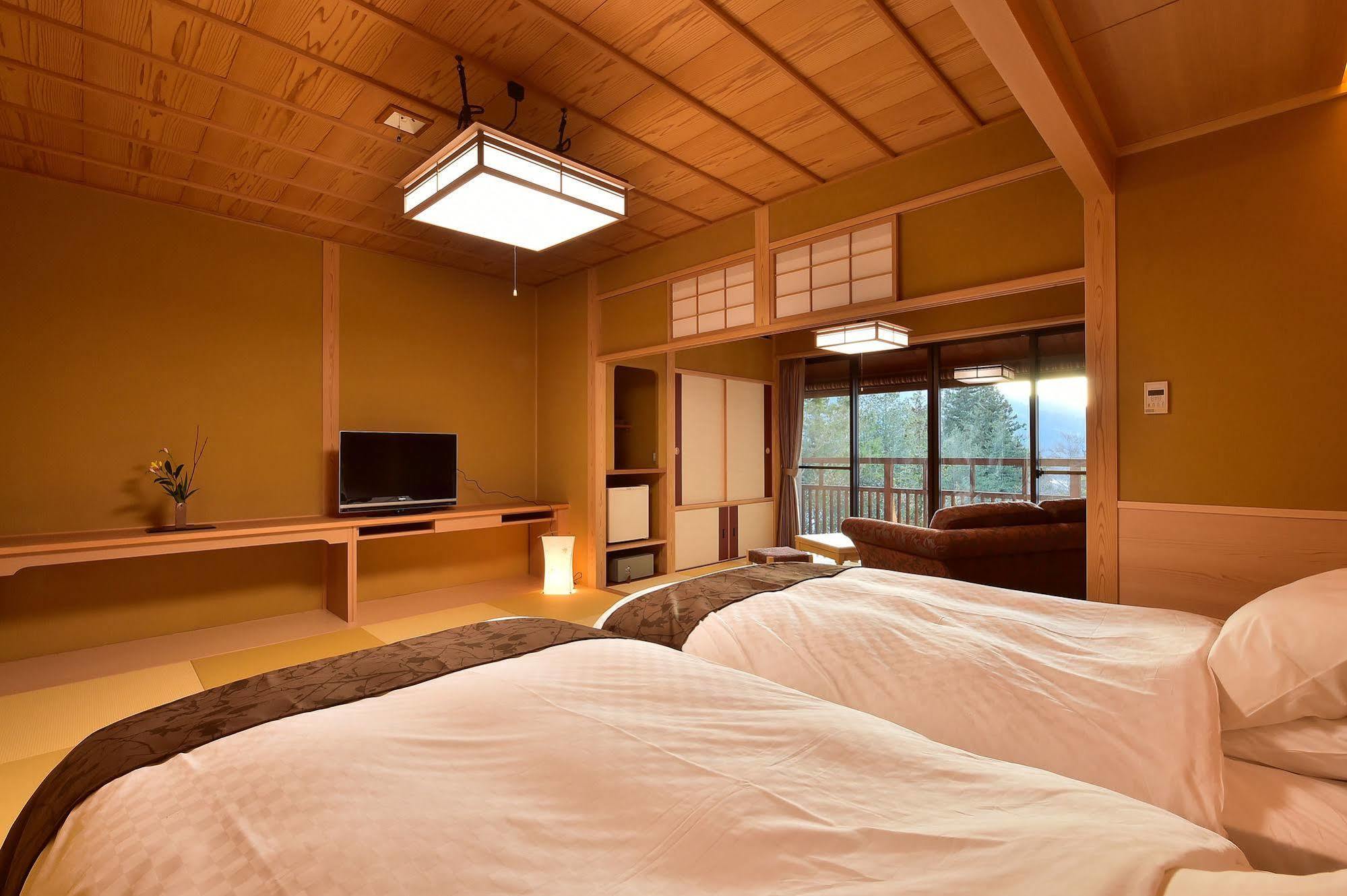 Senjukaku Hotel Yamanouchi  Eksteriør billede