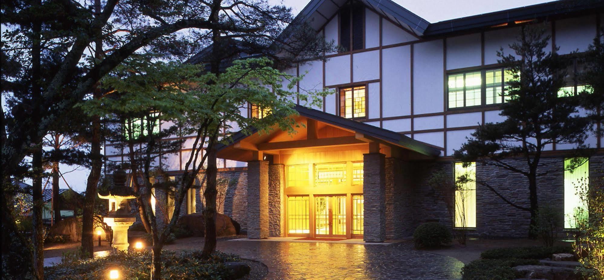 Senjukaku Hotel Yamanouchi  Eksteriør billede